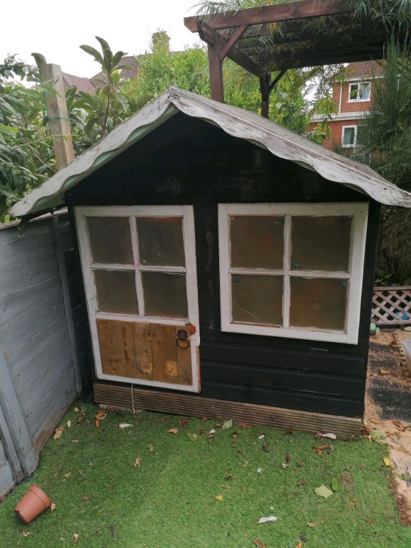wooden playhouse gumtree